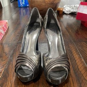 Guess High Heel